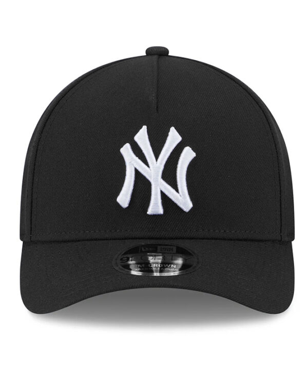 curved logo baseball cap